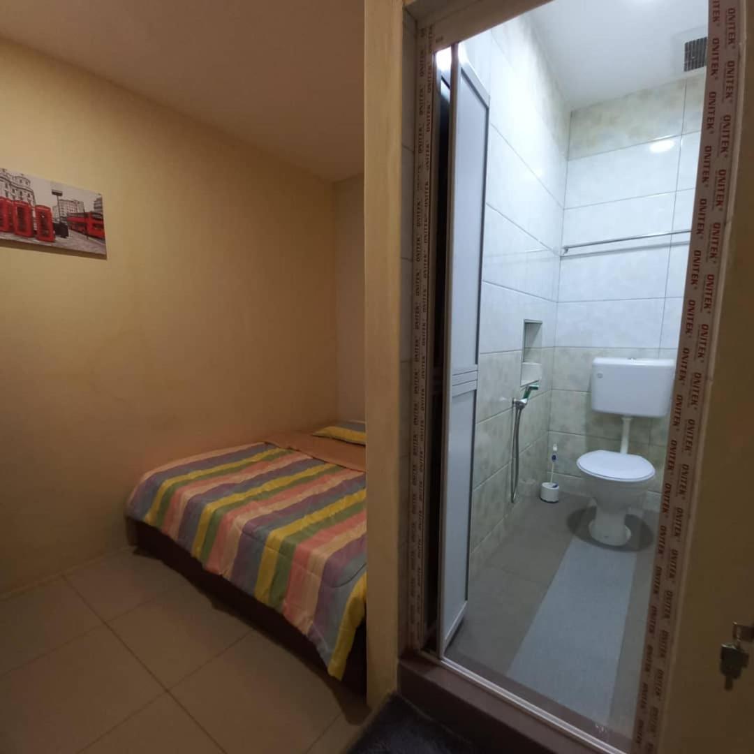 Happy Homestay Lukut ポートディクソン エクステリア 写真