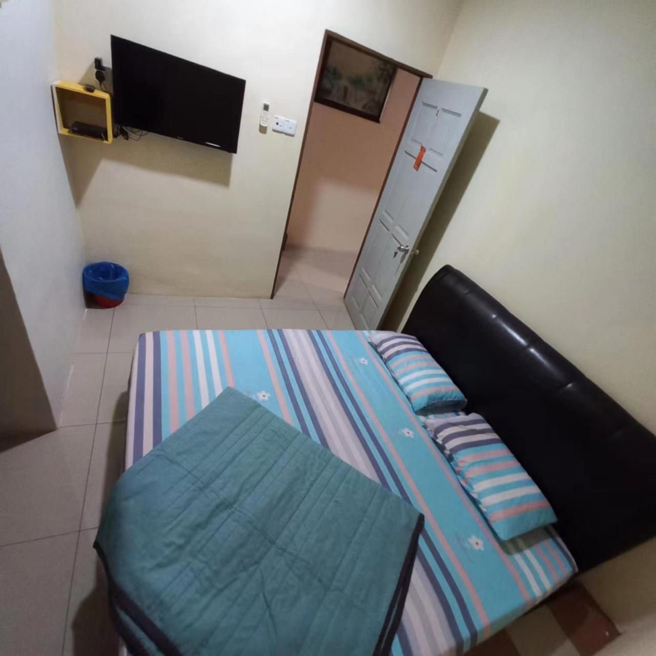 Happy Homestay Lukut ポートディクソン エクステリア 写真